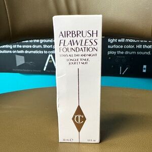 Charlotte Tilbury Airbrush Flawless Foundation in 1 Neutral